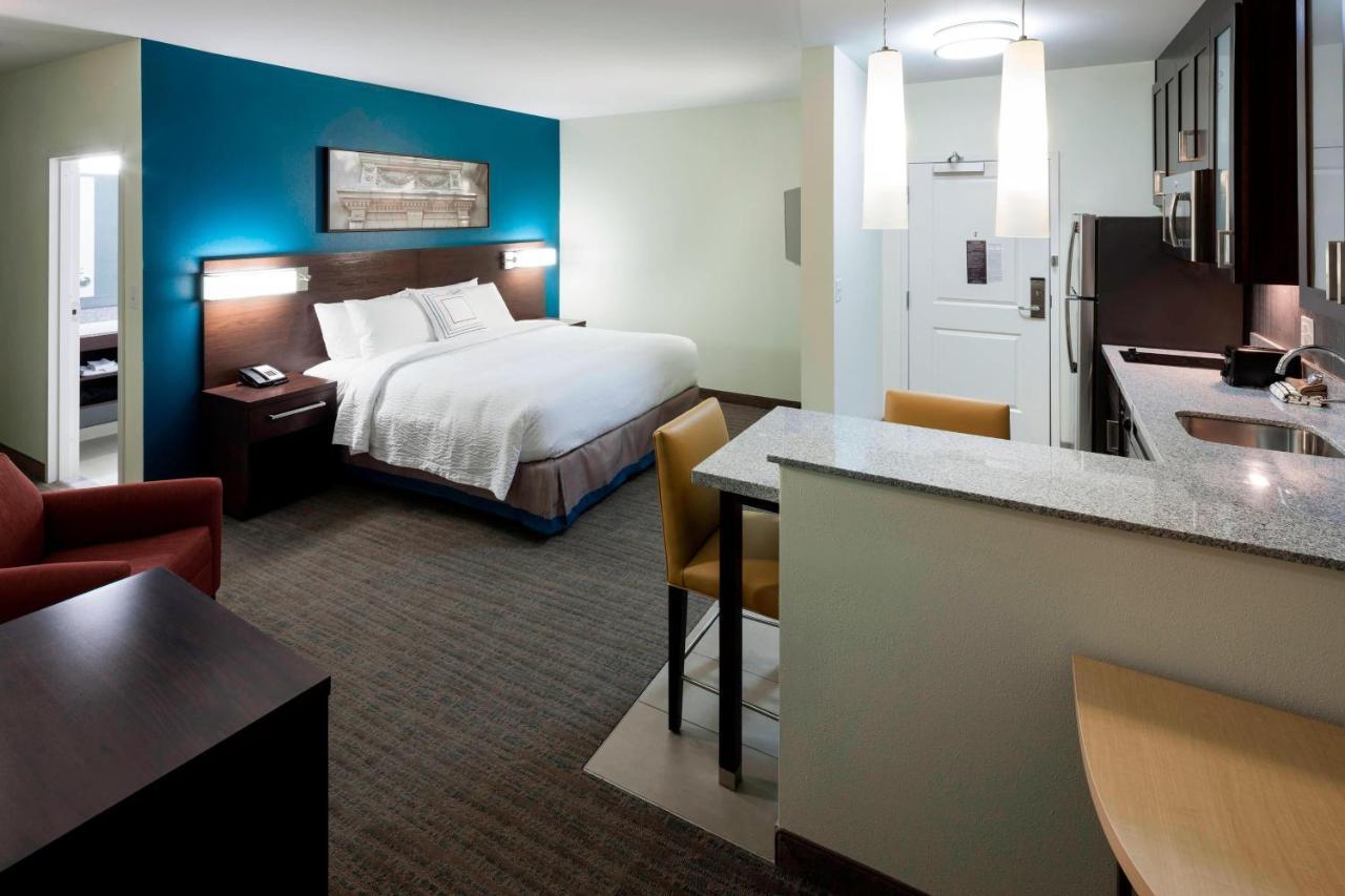 Residence Inn By Marriott Richmond Downtown Екстер'єр фото