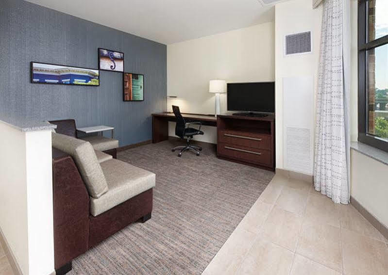 Residence Inn By Marriott Richmond Downtown Екстер'єр фото